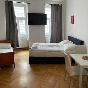 Easybook-in Vienna