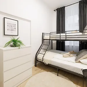 Style By Home2 Vienna