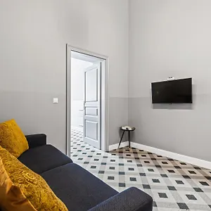 Kh Opera Apartahotel