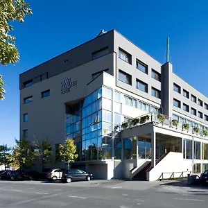https://penz-hotel-west.innsbruckaustriahotels.com