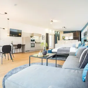 Apartament 4 & 5