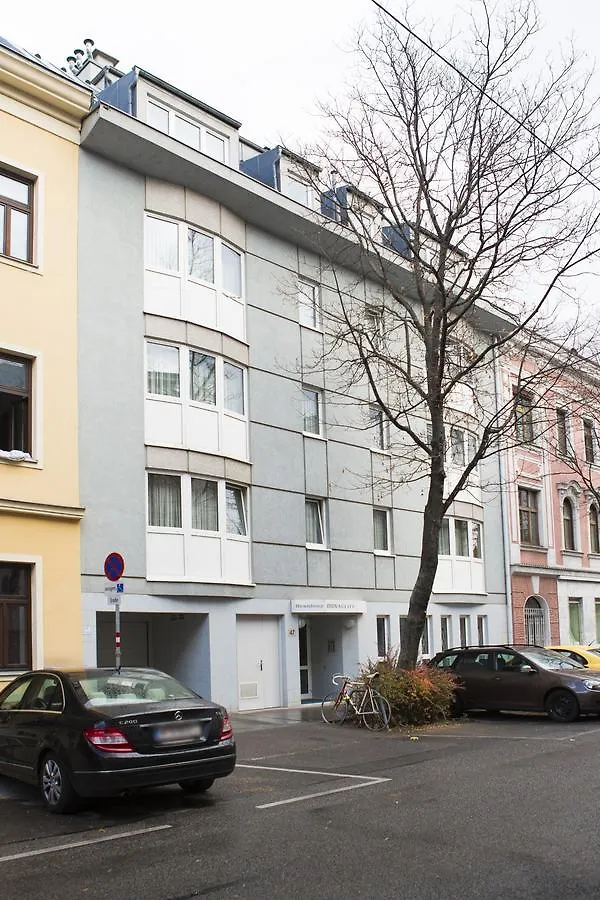 Residenz Donaucity Вена 3*,  Австрия
